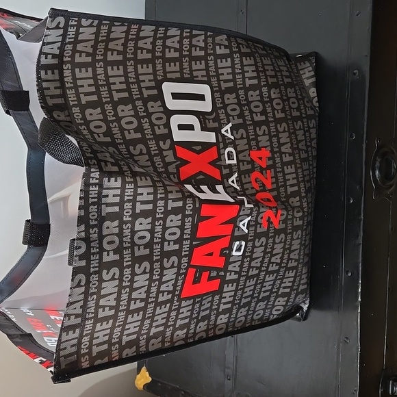 Fan Expo 2024 Batman Reusable Bag - Black - Picture 5 of 9